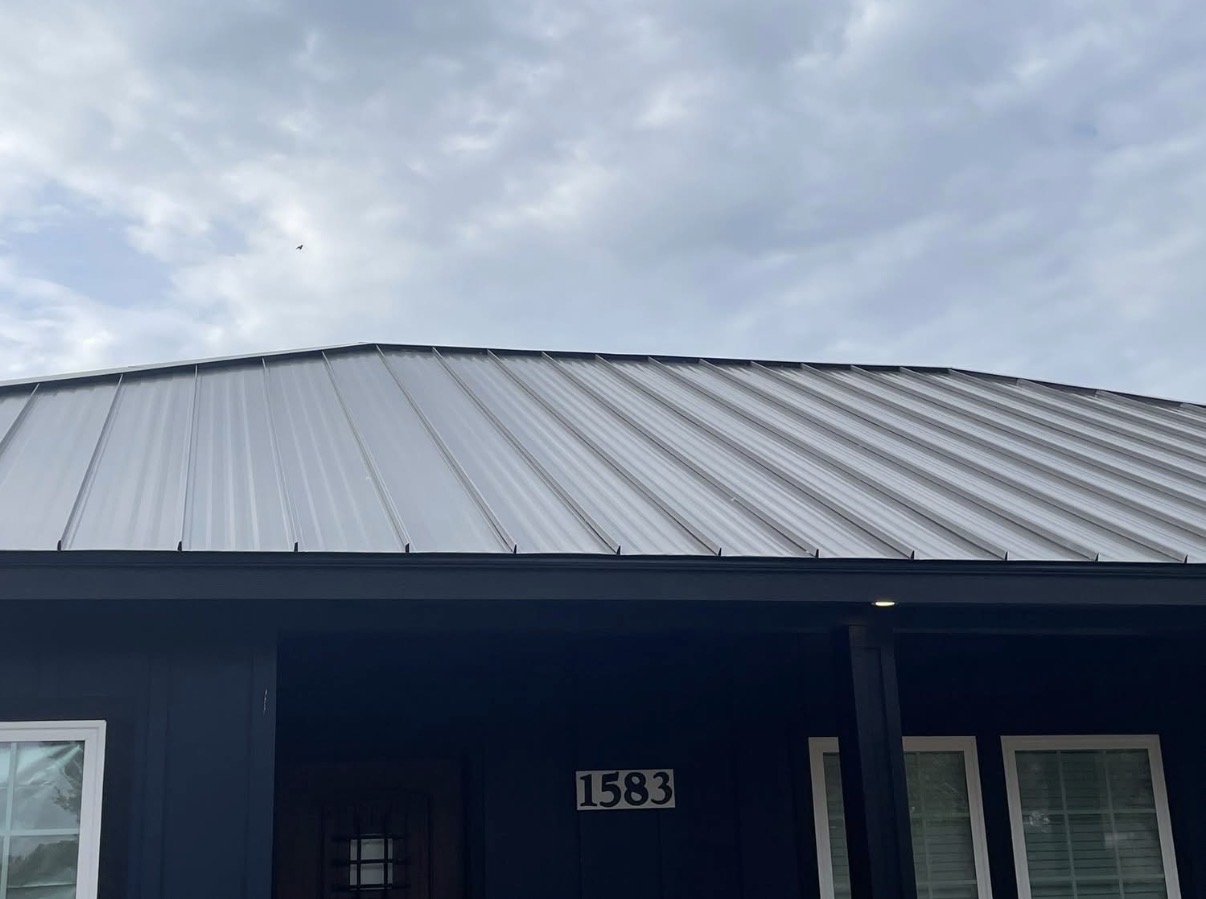 Residential roofing contractor in College Station, Bryan and Houston TX